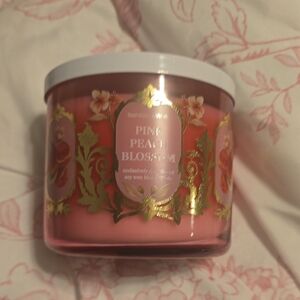 Bath And Body Works Pink Peach Blossom Candle